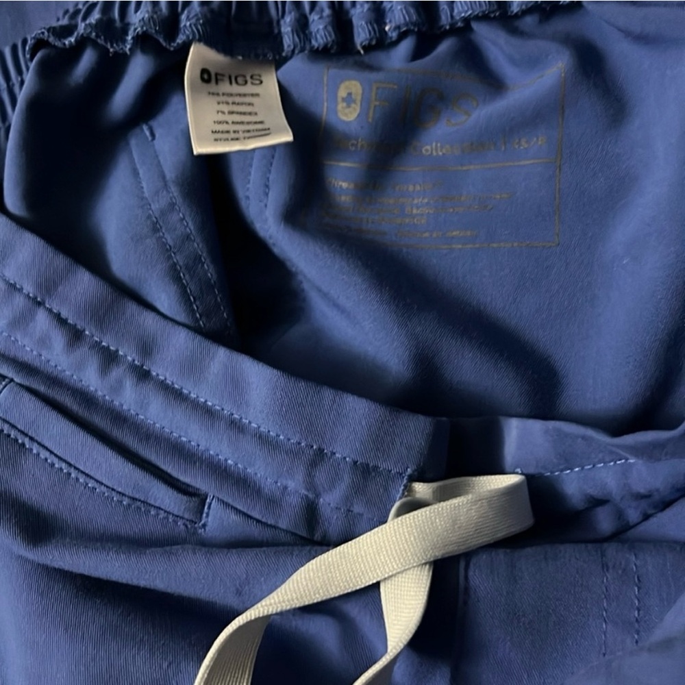 Figs Blue Scrub Set - Picture 4 of 5